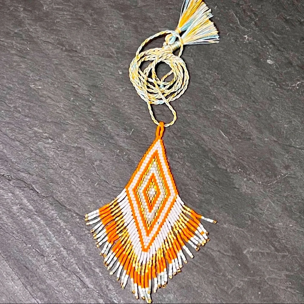 🍋2/$30 New Beaded Fringe Necklace - Picture 2 of 4